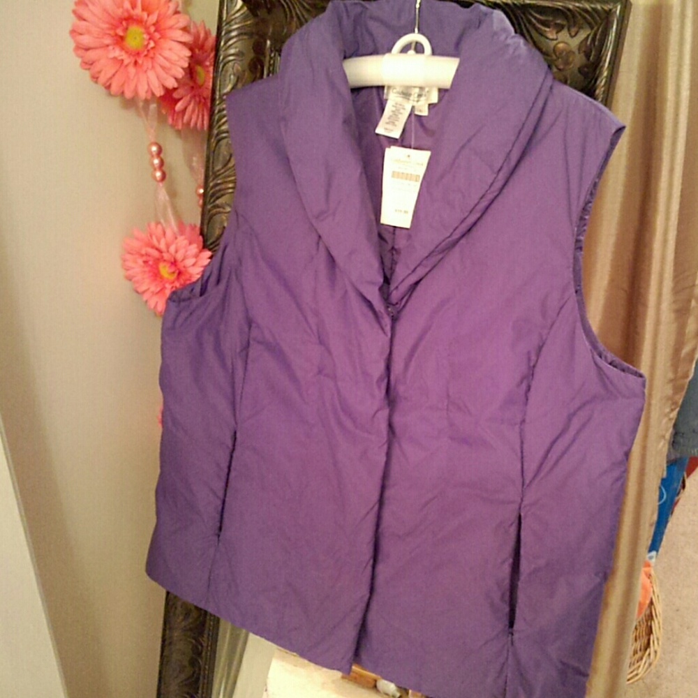 Coldwater Creek down vest NWT